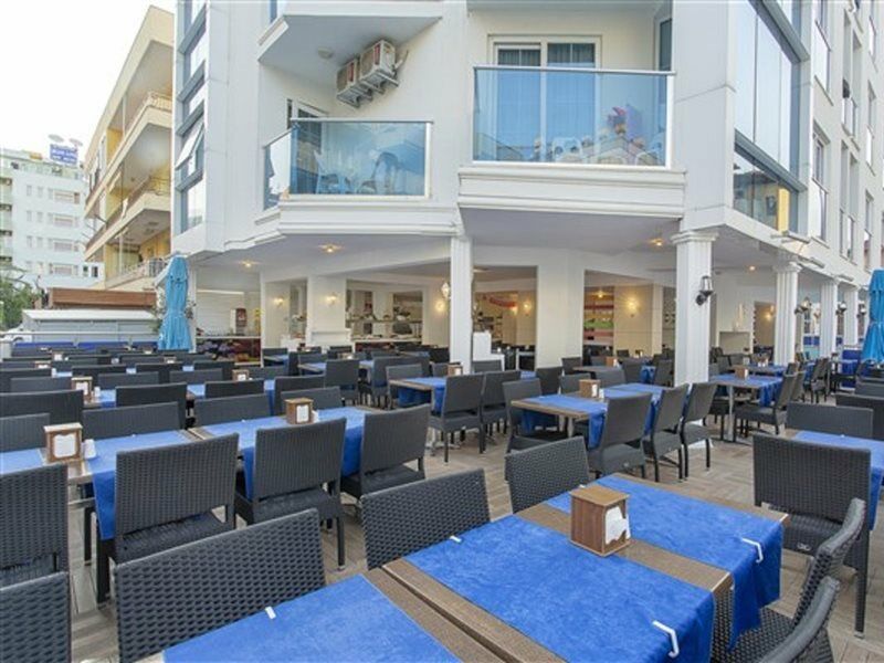 Hotel Cleopatra Golden Beach